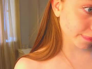 girl
        wandabraund cam image #4386236