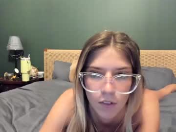 girl
        oliviahansleyy cam image #2785403