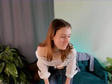 girl
        sunnyviolet cam image #1086651