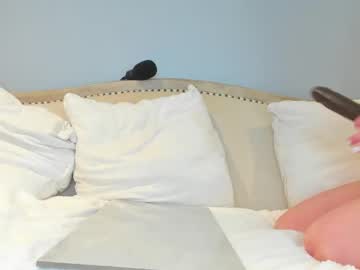 girl
        eatmygingersnapps cam image #3813900