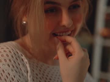 girl
        hannasthesia cam image #3773098