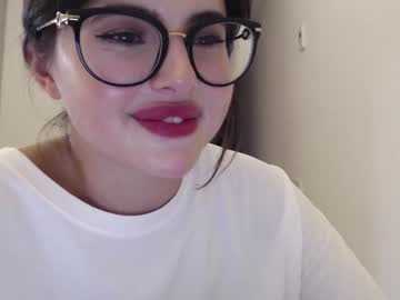girl
        playnofuckinggames cam image #40012