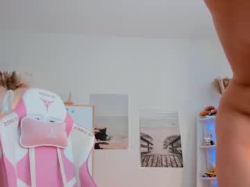 girl
        alice_forfun cam image #2992985