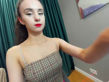 girl
        ehotlovea cam image #4509666