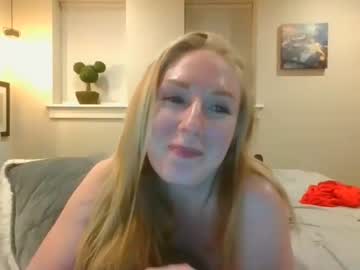 girl
        marinakelly cam image #422355