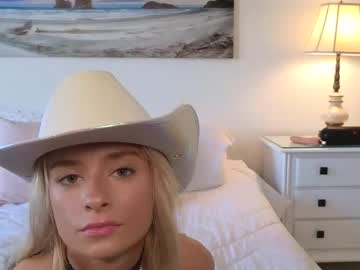 girl
        daddyissuessab cam image #3118382