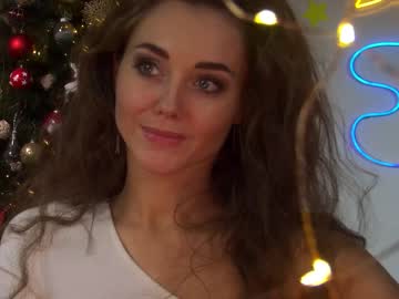 girl
        lettymoa cam image #359426