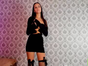 girl
        amandamedrano cam image #131442