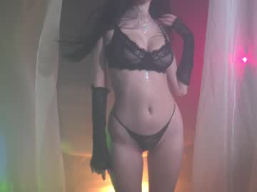 girl
        sophia_lean cam image #1329934
