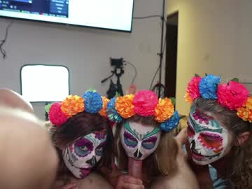 couple
        blondefoxsilverfox cam image #3595831