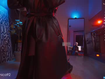 girl
        bronnica cam image #1377054