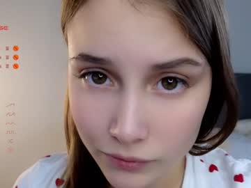 girl
        tatecraley cam image #3303978