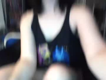 girl
        soursou cam image #2631905