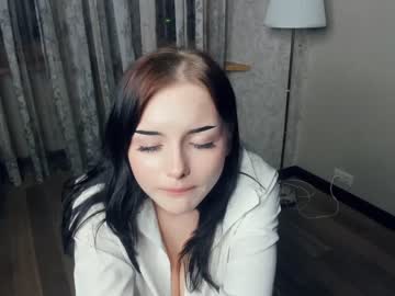 girl
        cute_caprice cam image #1037693