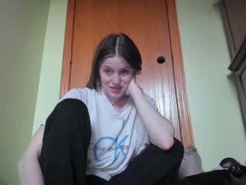 girl
        lenity_life cam image #2978901