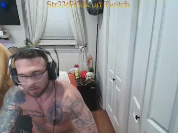 couple Webcam Girls Sex Thressome And Foursome with mrstr33tfr33k