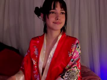 girl
        tokyo_golden cam image #7561