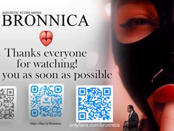 girl
        bronnica cam image #3033536