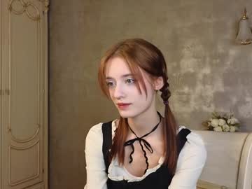 girl
        wiloneakerley cam image #3131068