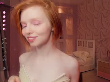 girl
        gingers_hugs cam image #2107528