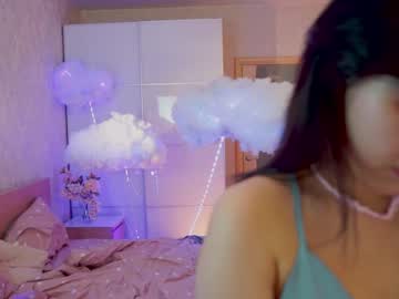 girl
        harukaa_ cam image #740252