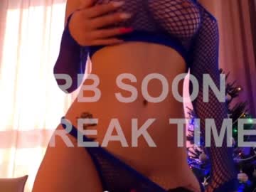 girl
        angella_kleee cam image #2919922