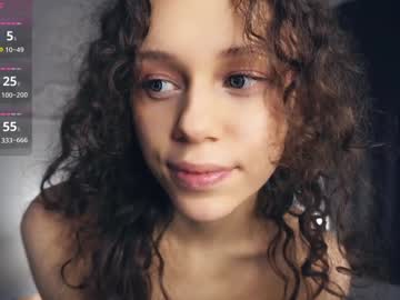 girl
        elvahamling cam image #3704210