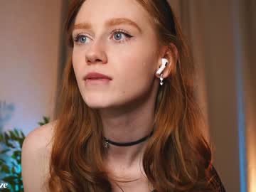 girl
        lizzy_blaze cam image #2808918