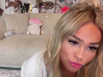girl
        ari_02 cam image #2604221