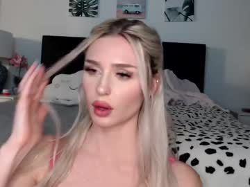 girl
        bunnykhalessi cam image #469397