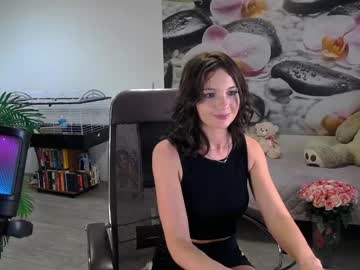 girl
        jennycutey cam image #3748845