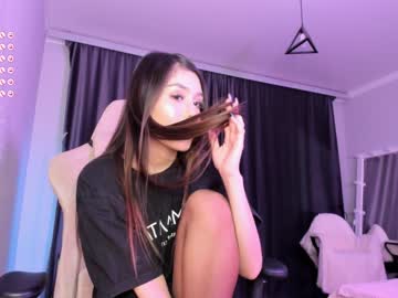 girl
        anezz_ cam image #2330561