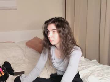 girl Webcam Girls Sex Thressome And Foursome with katiebarfield