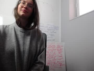 girl
        yourcrazyneightbor cam image #317446
