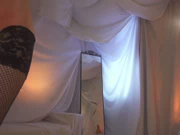 girl
        sunny_maria cam image #2828571