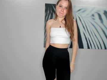girl
        jakaylaholland cam image #1253859