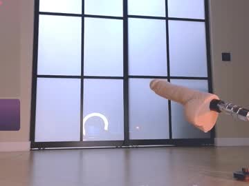 girl
        ake_mi cam image #4167672