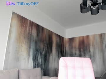 girl
        tiffanyhouston_ cam image #360916
