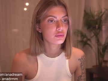 girl
        dreamana cam image #290357
