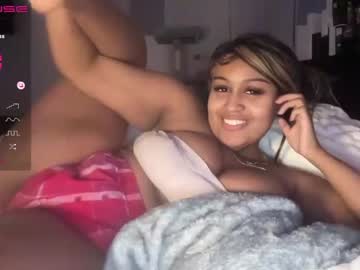 girl
        blackgurlkitty cam image #528007