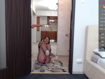 girl
        carmela_fox cam image #1446091