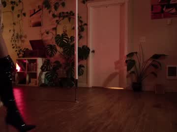 girl
        jadeperez_ cam image #2550818
