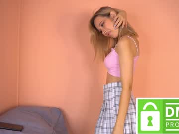 girl
        telladreamer_ cam image #3179368
