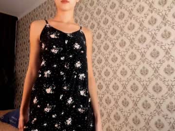girl
        amandamedrano cam image #48404
