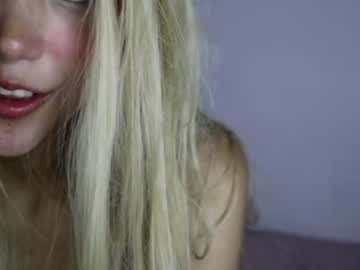 girl
        wendy_daniela cam image #1143529