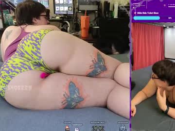 girl
        creepycrawlyqueen cam image #4249516