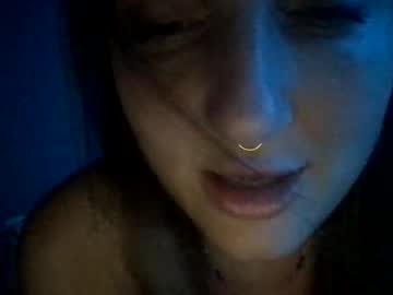 girl
        jbfunaccount cam image #1240644