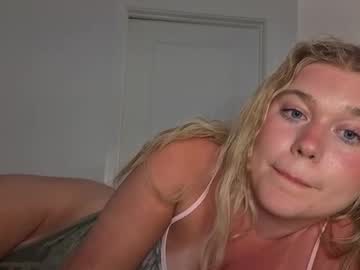 girl
        urfavcollegegirl cam image #4490924