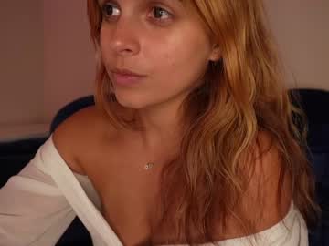 girl
        lilbeccaxo cam image #2748155