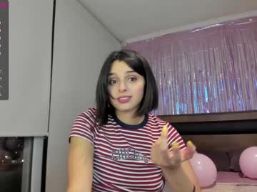girl
        yourfreakygirl cam image #1358496